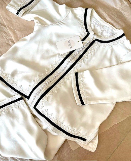 JABADOR TWO-PIECE SET